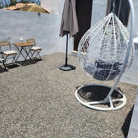 Mia 2.0 Хинихинамар