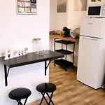 Mia 2.0 Apartment Giniginamar